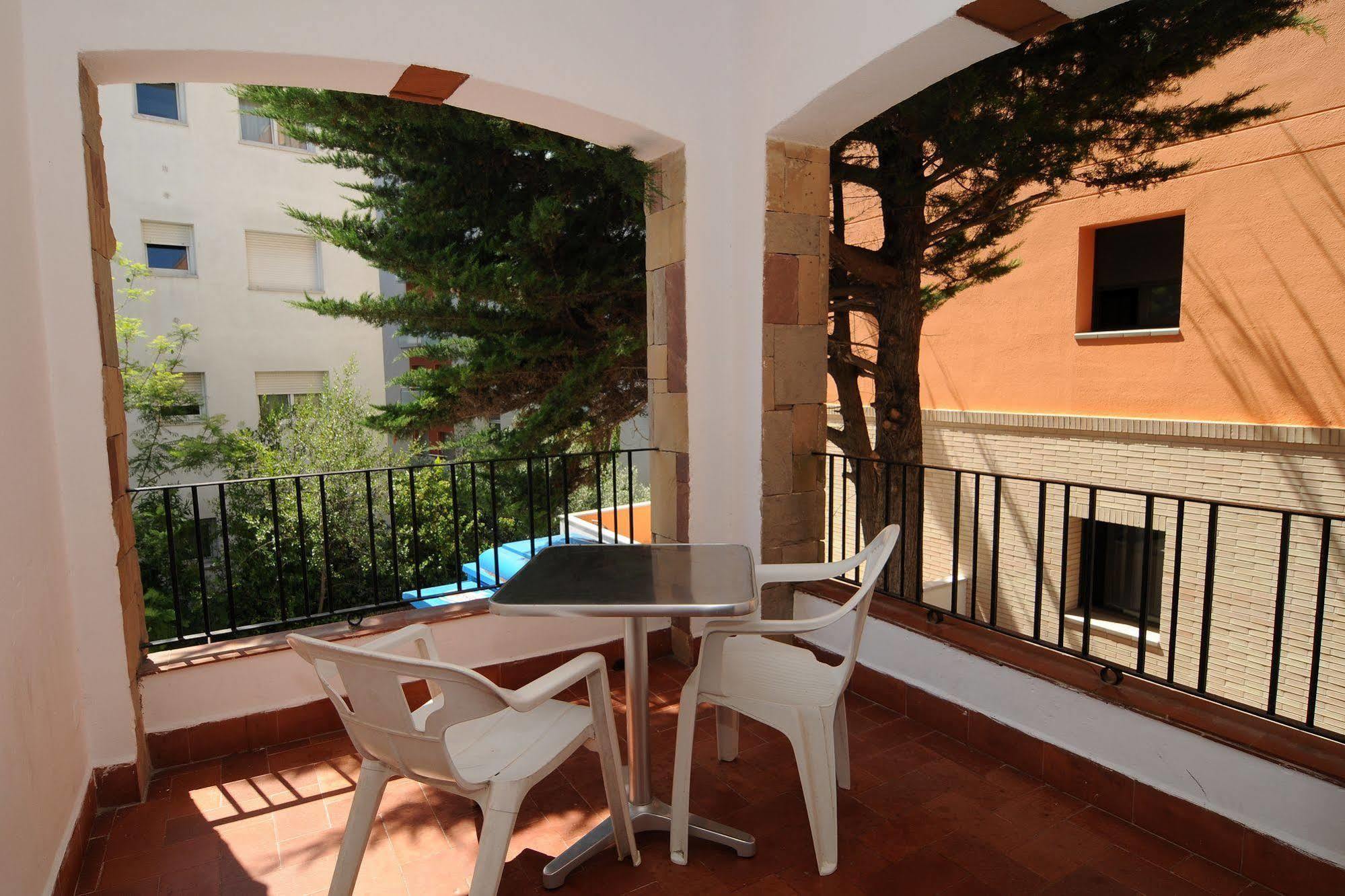 Apartamentos Ar Caribe Lloret de Mar Esterno foto