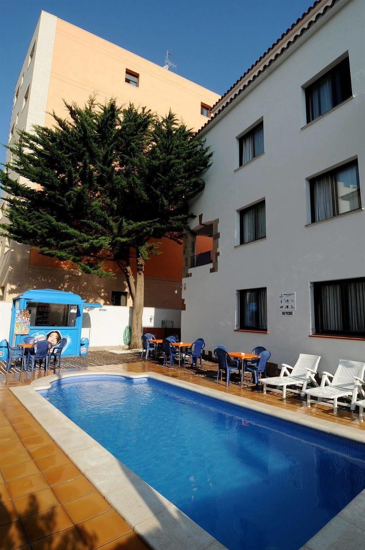 Apartamentos Ar Caribe Lloret de Mar Esterno foto
