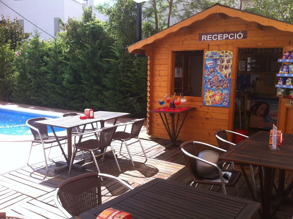 Apartamentos Ar Caribe Lloret de Mar Esterno foto