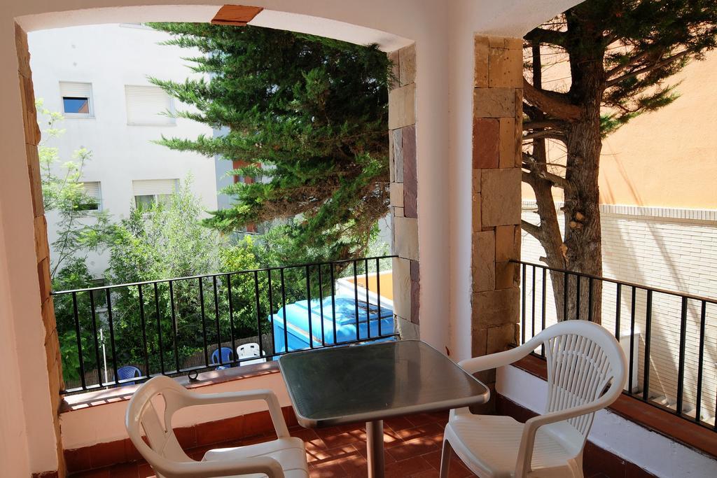 Apartamentos Ar Caribe Lloret de Mar Esterno foto