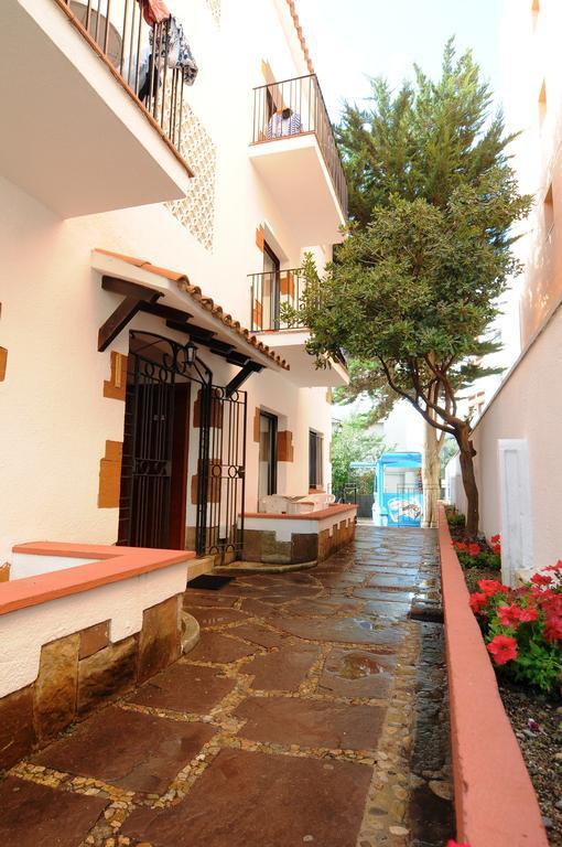Apartamentos Ar Caribe Lloret de Mar Esterno foto